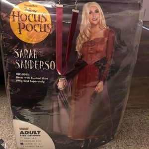 Hocus Pocus Sarah Sanderson costume